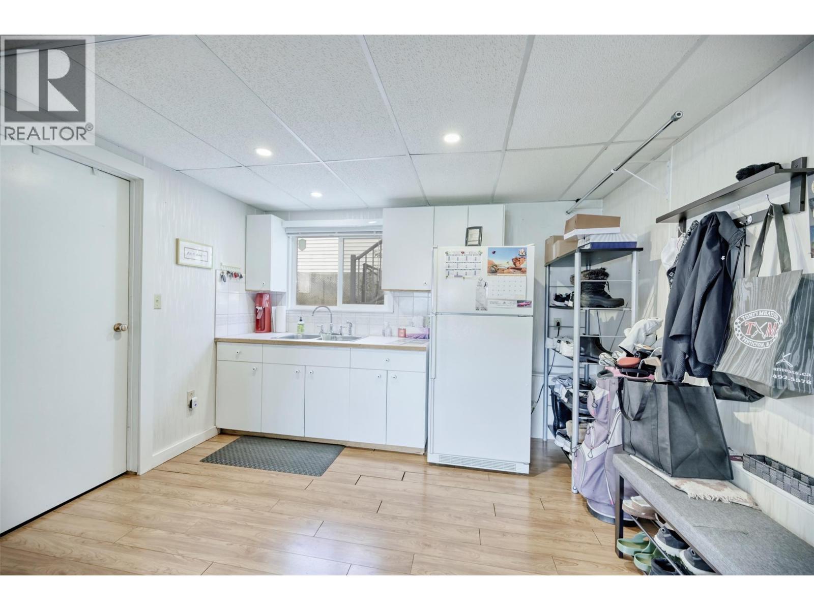 8516 12th Avenue. Osoyoos, British Columbia