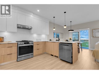 6811 Nighthawk Drive Unit# 102. Osoyoos, British Columbia