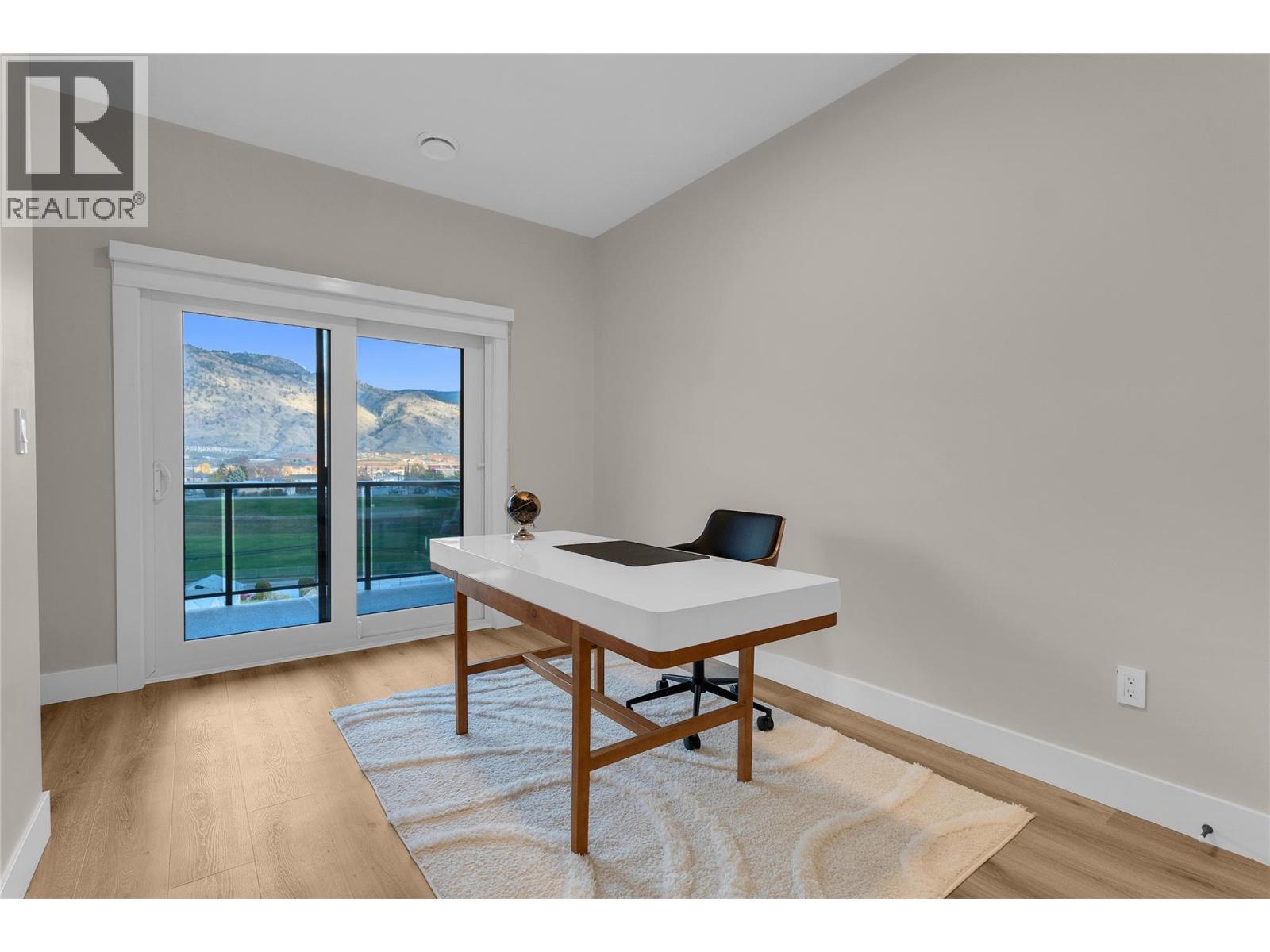 6811 Nighthawk Drive Unit# 102. Osoyoos, British Columbia