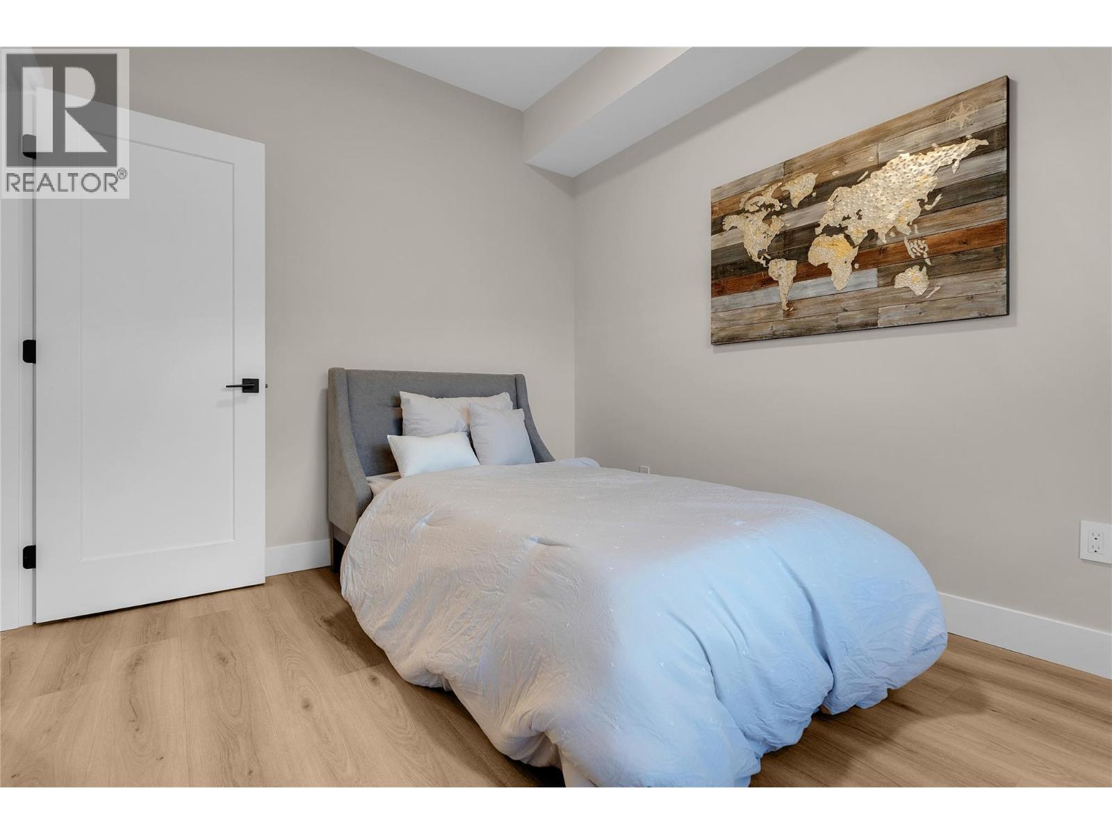 6811 Nighthawk Drive Unit# 102. Osoyoos, British Columbia