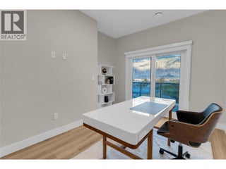 6811 Nighthawk Drive Unit# 102. Osoyoos, British Columbia