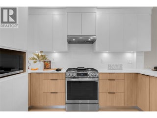 6811 Nighthawk Drive Unit# 102. Osoyoos, British Columbia