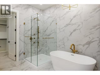 9849 Beacon Hill Drive. Lake Country, British Columbia