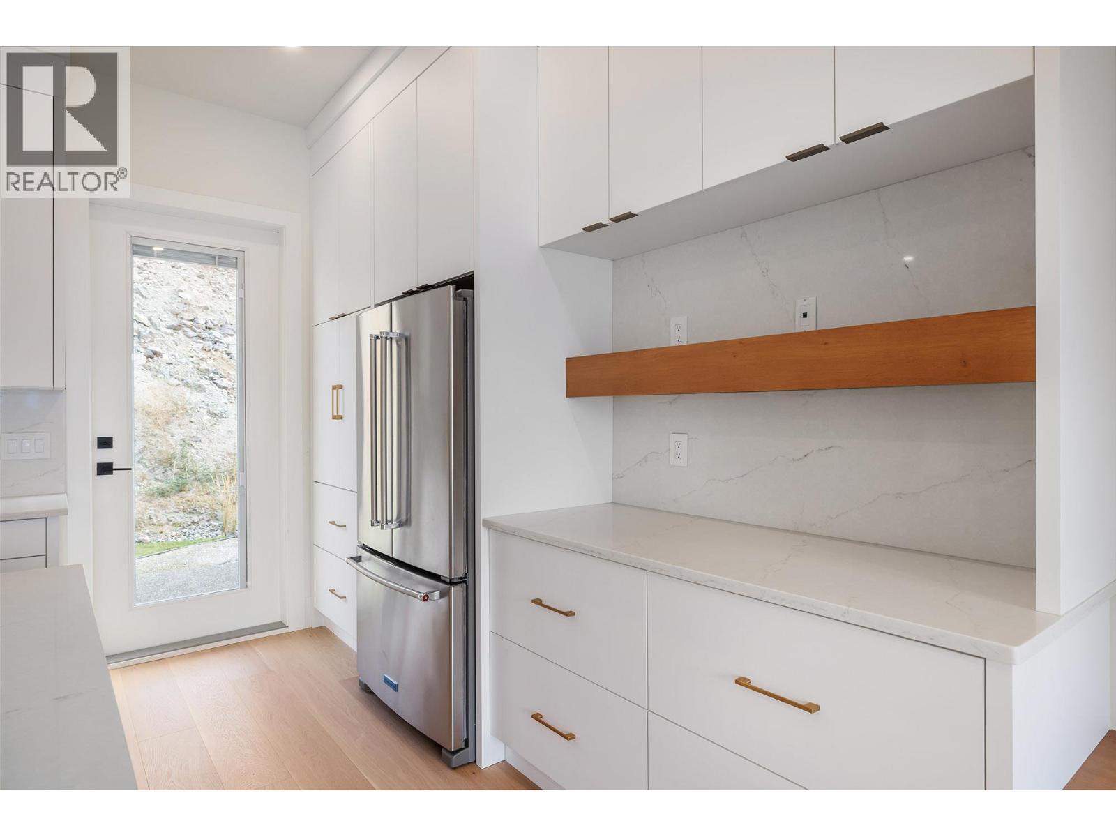 9849 Beacon Hill Drive. Lake Country, British Columbia