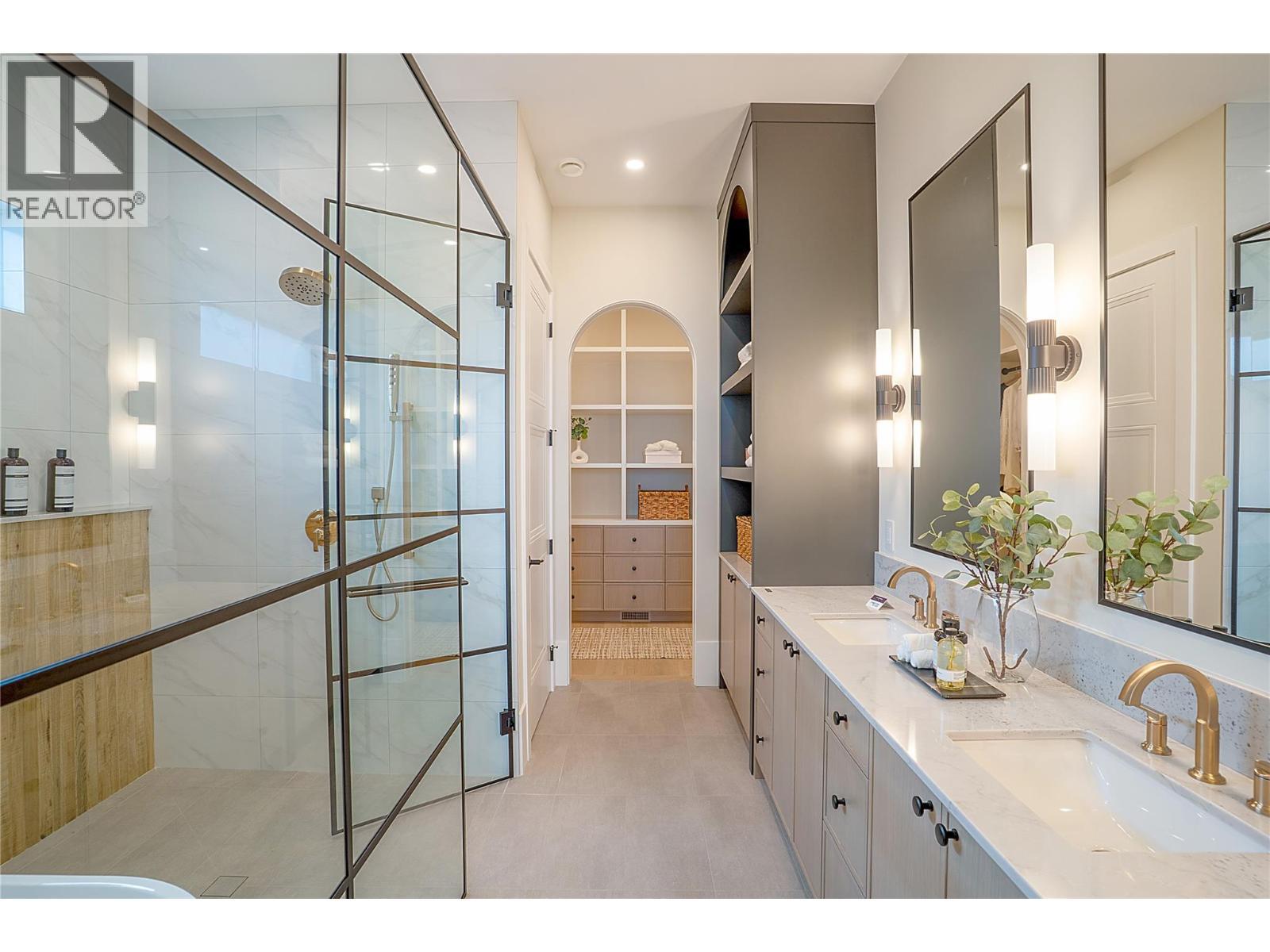 4023 Sunstone Street. West Kelowna, British Columbia