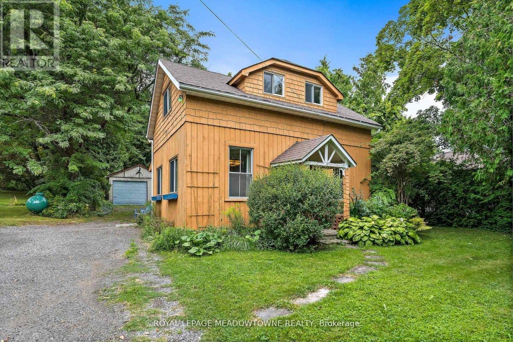 11369 22 Side Road, Halton Hills (limehouse)