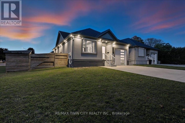 404 Montrose Street N, Cambridge