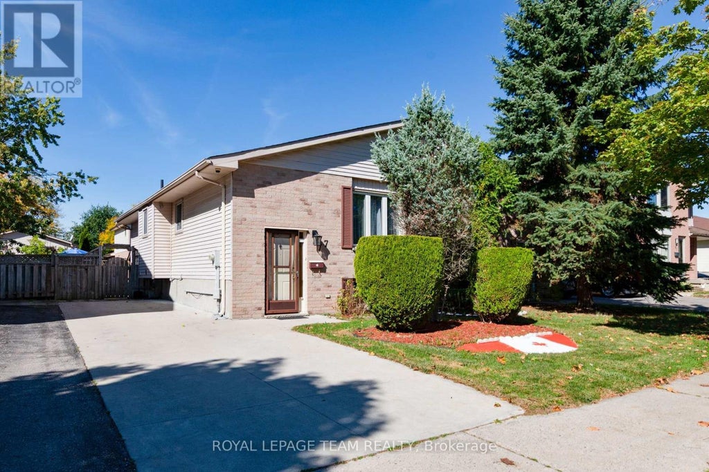 77 Bonaventure Drive, London East (east I)