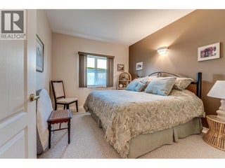 2642 Golf View Place. Blind Bay, British Columbia