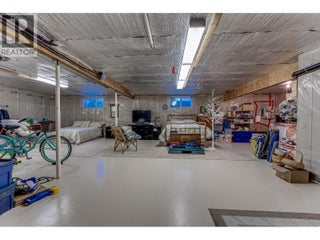 2642 Golf View Place. Blind Bay, British Columbia