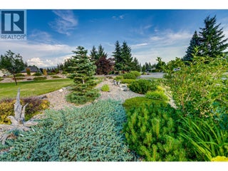 2642 Golf View Place. Blind Bay, British Columbia