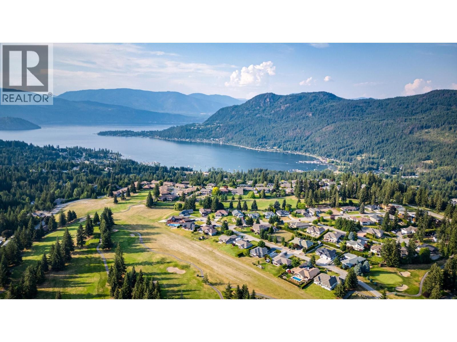 2642 Golf View Place. Blind Bay, British Columbia