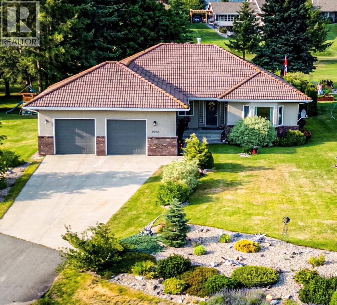 2642 Golf View Place. Blind Bay, British Columbia