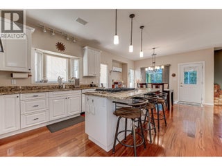 2642 Golf View Place. Blind Bay, British Columbia