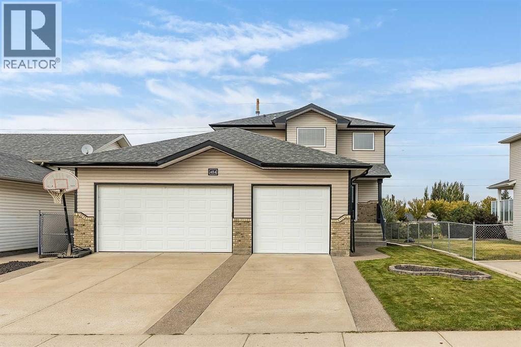 484 Stark Way Se, Medicine Hat