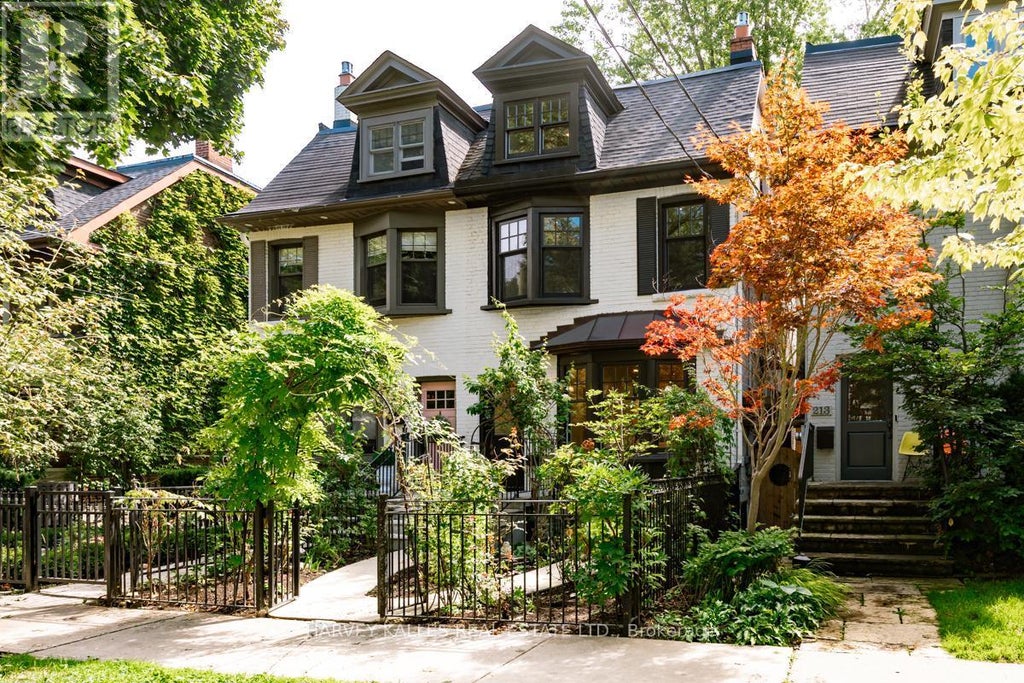 211 Cottingham Street, Toronto (casa Loma)