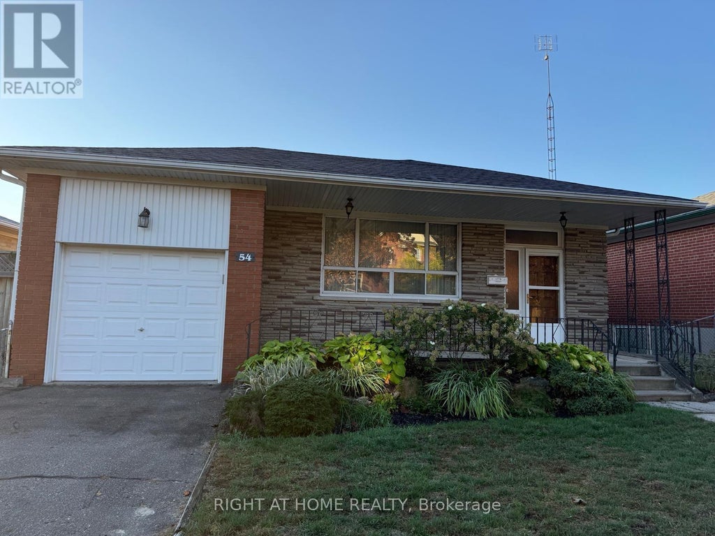 54 Lemonwood Drive, Toronto (edenbridge-Humber Valley)