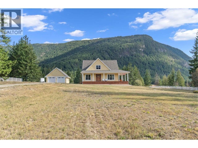 3446 Roberge Road, Tappen