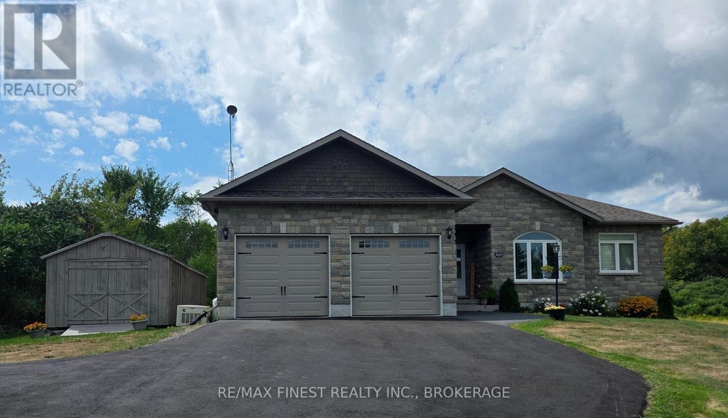 3527 Battersea Road, Frontenac (frontenac South)