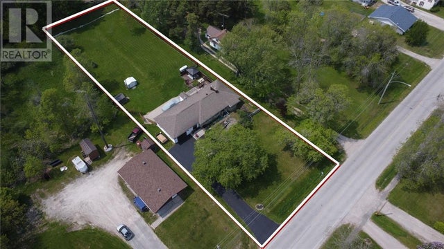 15 Gore Street, Gore Bay