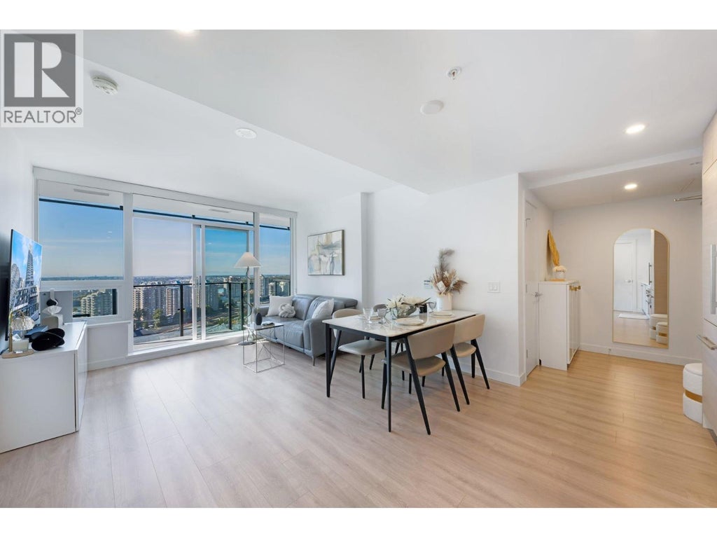 2401 823 Carnarvon Street, New Westminster