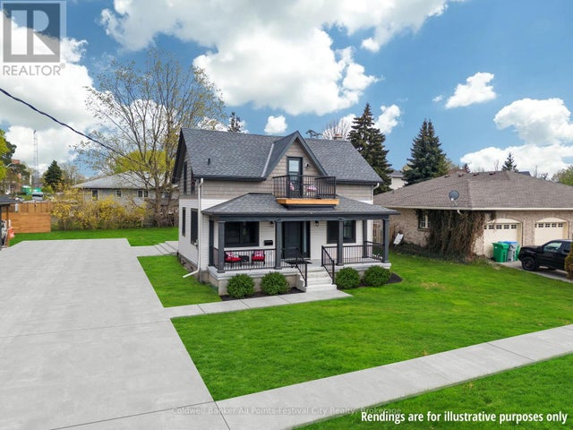 82 Gloucester Terrace, Goderich (goderich (town))