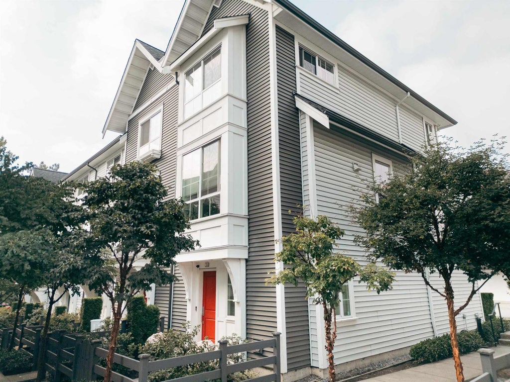 13 2838 Livingstone Avenue, Abbotsford