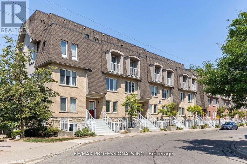 70 - 55 Turntable Crescent, Toronto (dovercourt-Wallace Emerson-Junction)