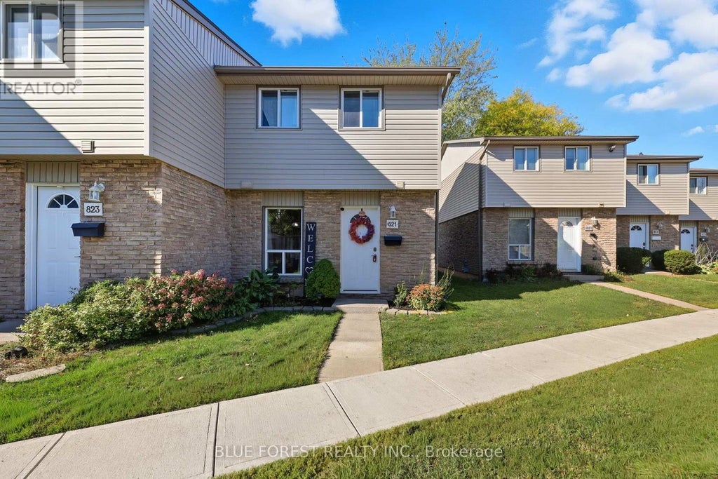 16 - 821 Southdale Road E, London South (south Y)