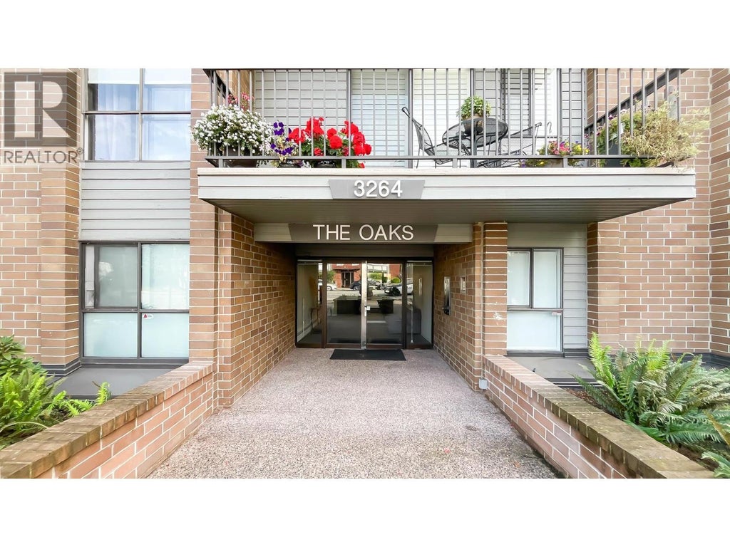 205 3264 Oak Street, Vancouver