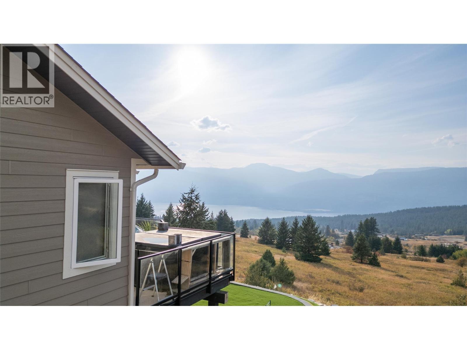 18252 Angus Road. Lake Country, British Columbia