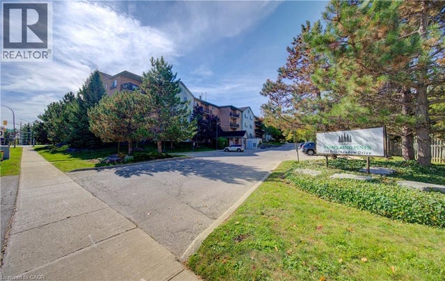 345 Briarmeadow Drive Unit# 402, Kitchener