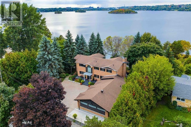 867 Admiral Drive, Sudbury