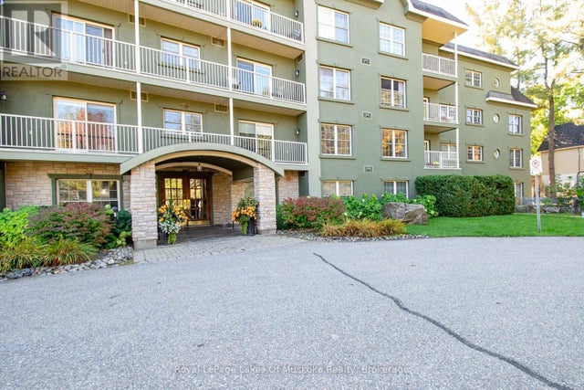 110 - 24 Ontario Street, Bracebridge (macaulay)