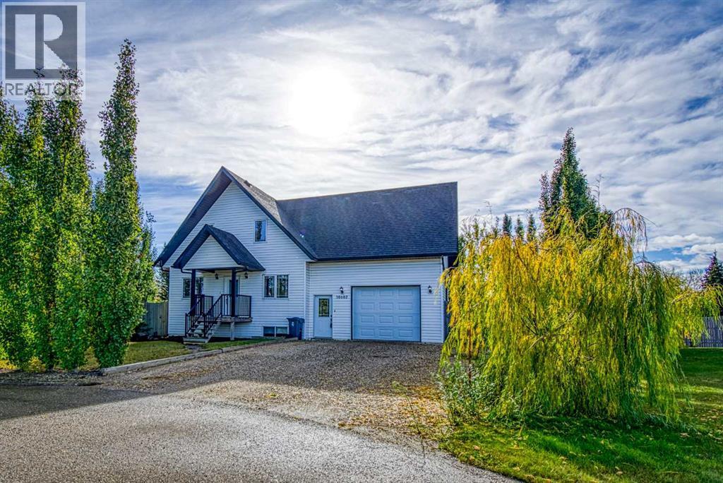 10602 100 Avenue, Hythe