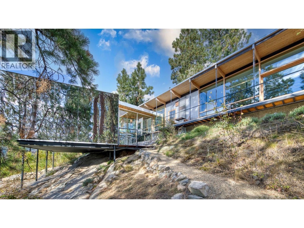 2843 Arawana Place, Naramata