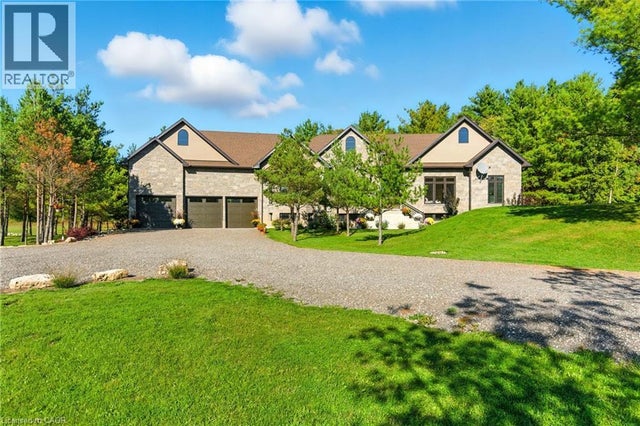 986 Highway 8, Hamilton