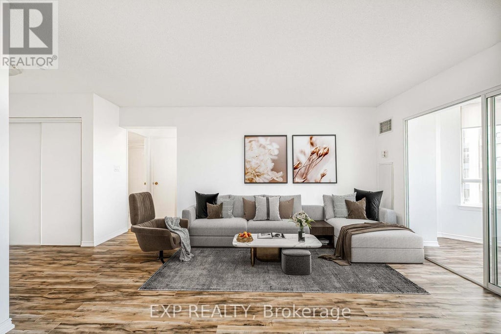 805 - 135 Hillcrest Avenue, Mississauga (cooksville)