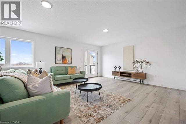 182 Bridge Crescent Unit# 8, Minto