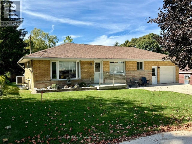 10 Brownlee Street S, South Bruce