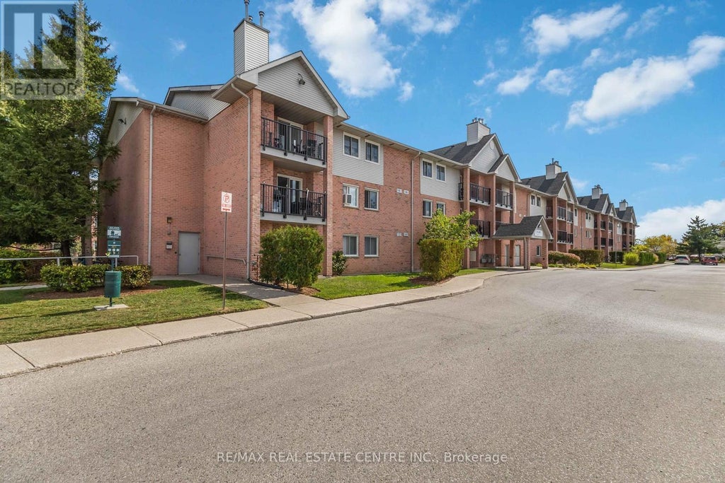 25 - 140 Conway Drive, London South (south X)