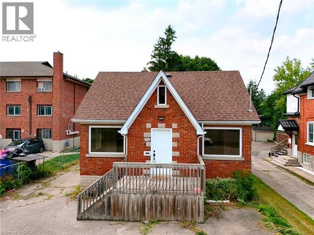 238 Lowther Street N, Cambridge