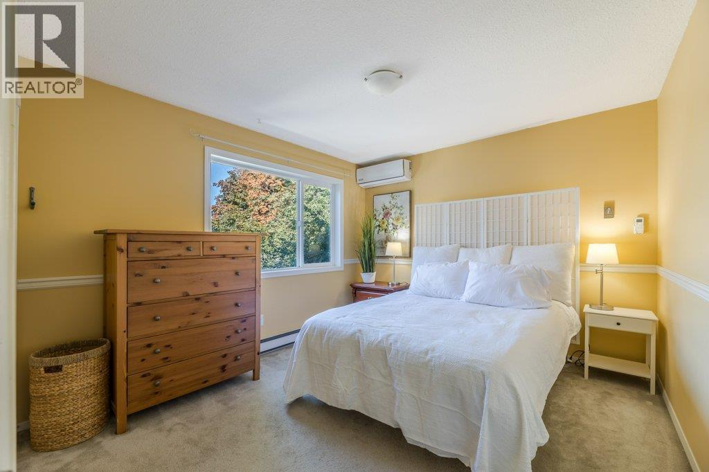 1950 Burtch Road Unit# 10. Kelowna, British Columbia