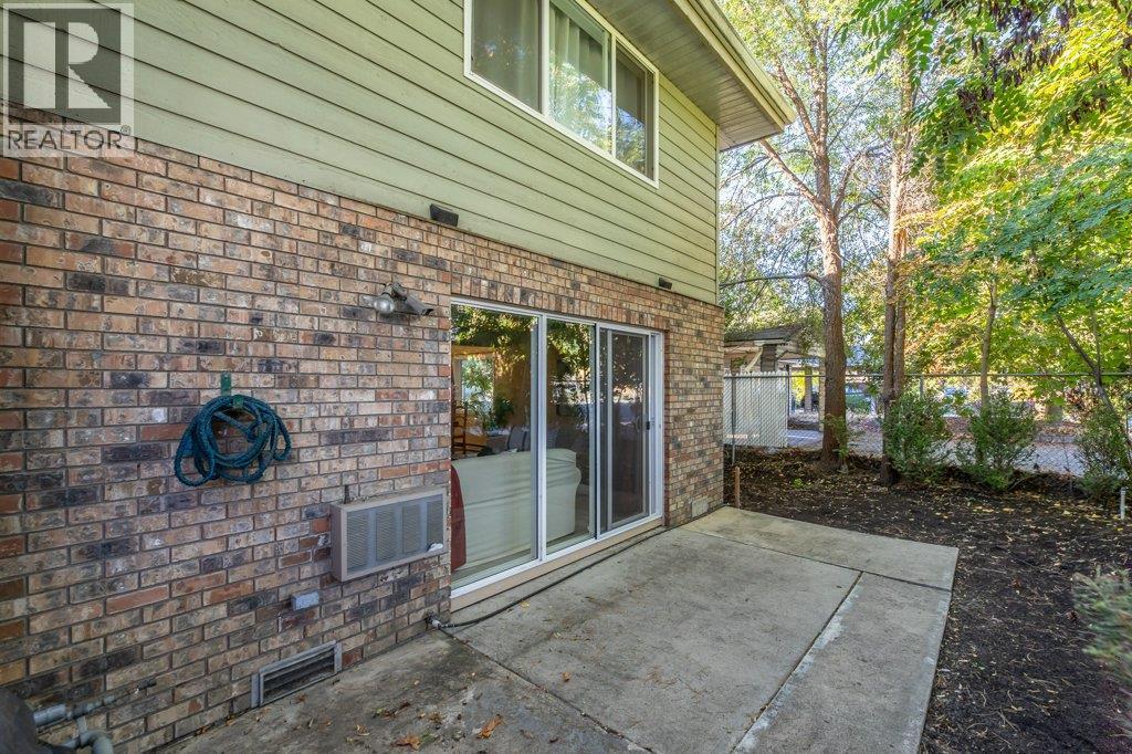 1950 Burtch Road Unit# 10. Kelowna, British Columbia