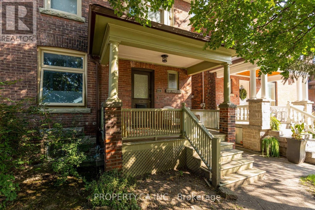 Bsmnt - 127 Beatrice Street, Toronto (trinity-Bellwoods)