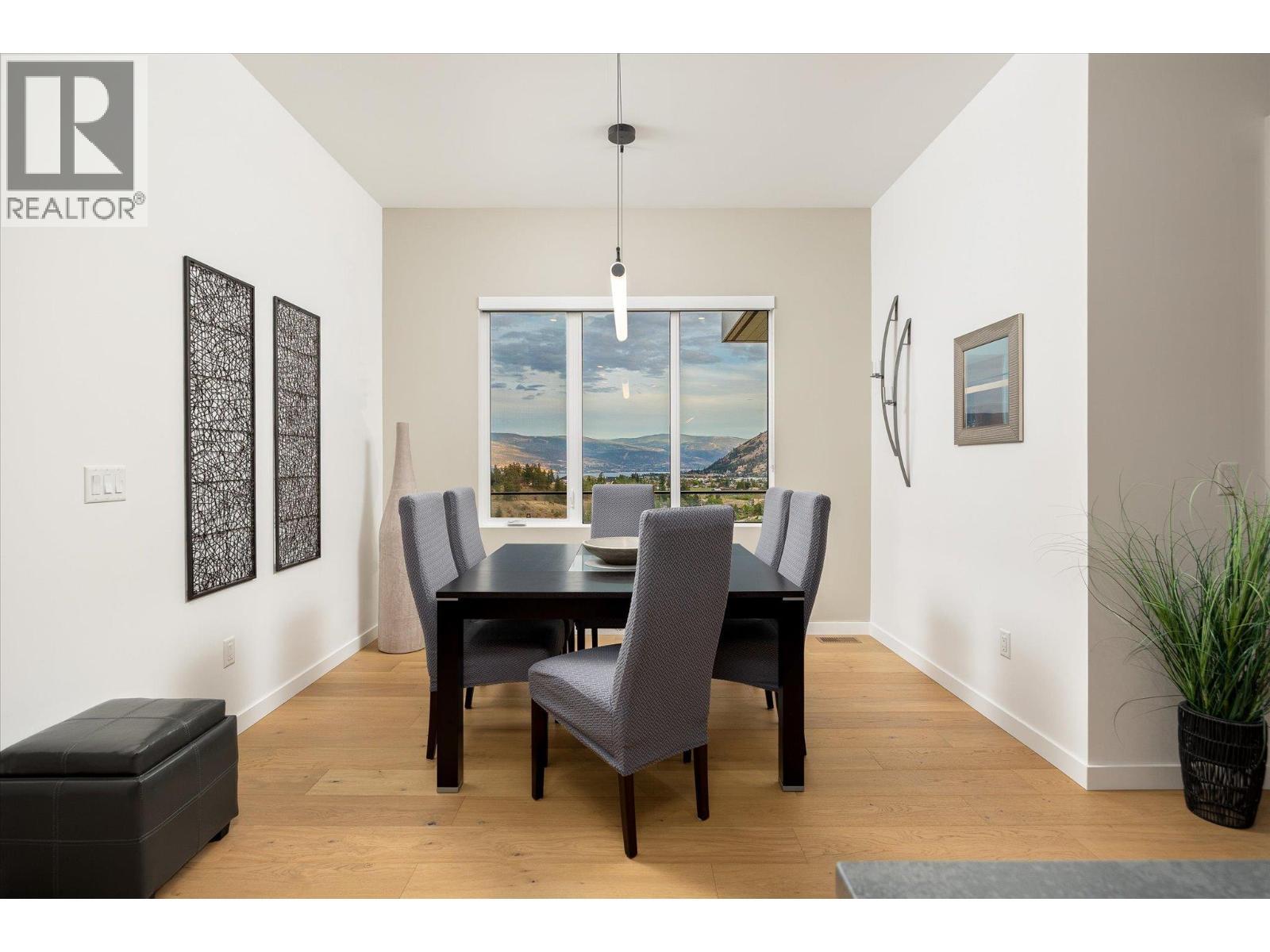 17499 Sanborn Street. Summerland, British Columbia