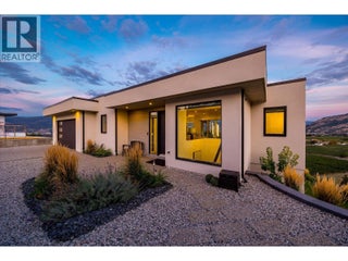 17499 Sanborn Street. Summerland, British Columbia