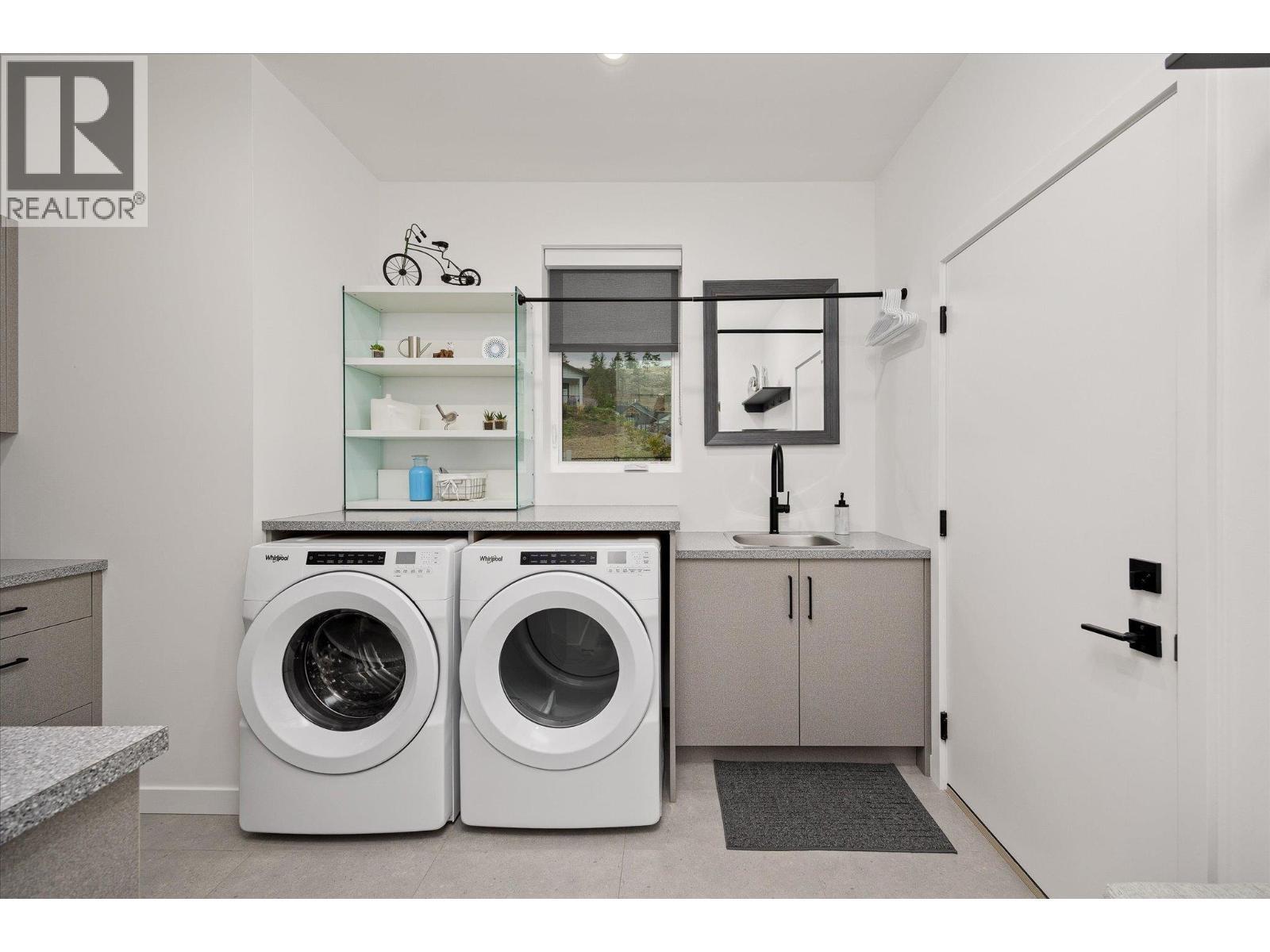 17499 Sanborn Street. Summerland, British Columbia