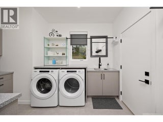 17499 Sanborn Street. Summerland, British Columbia