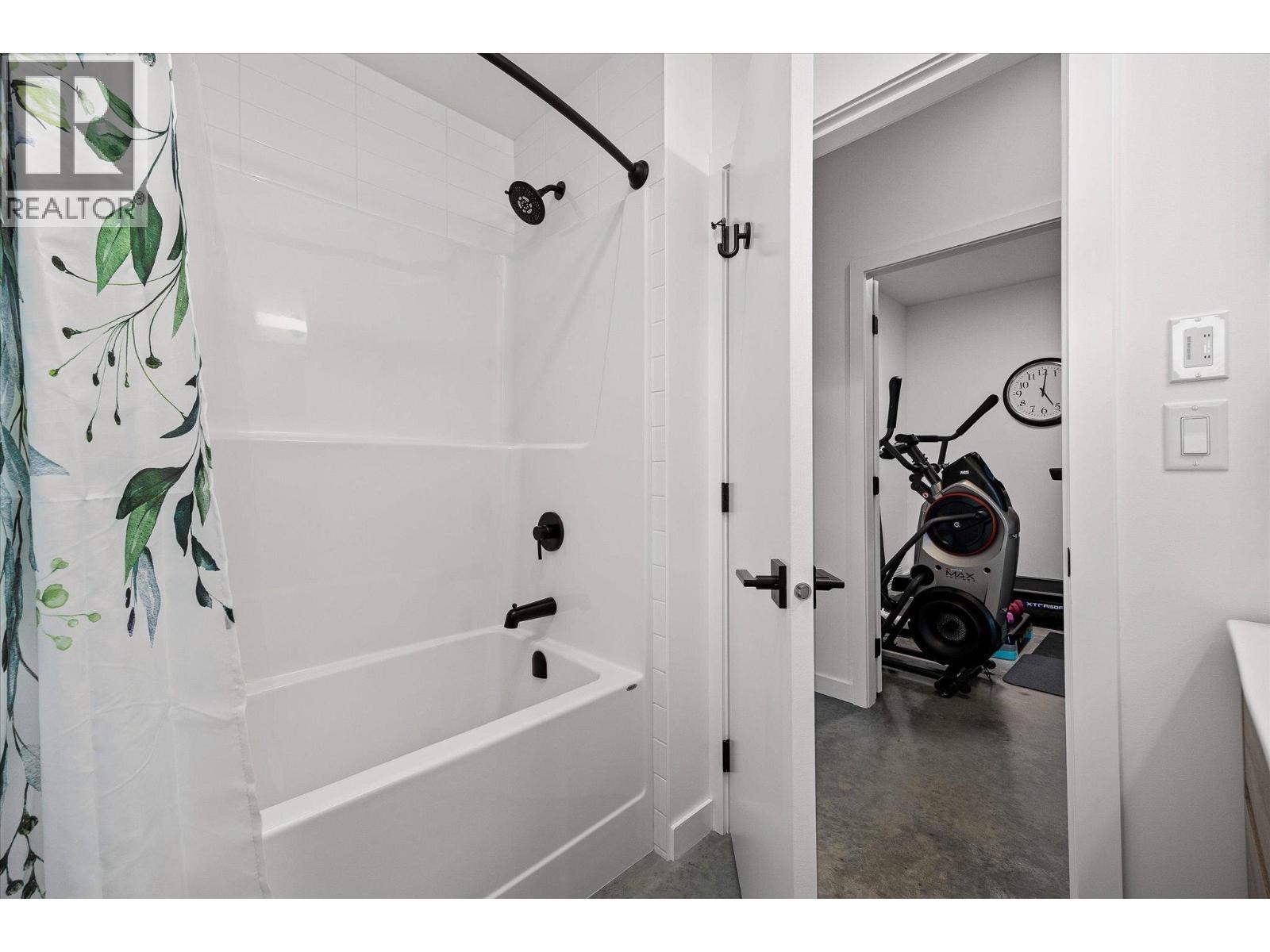 17499 Sanborn Street. Summerland, British Columbia